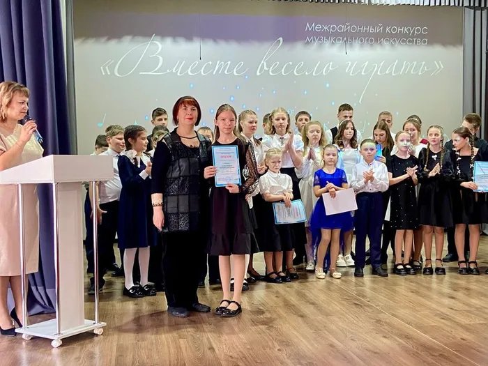 photo_5260454830541576390_y